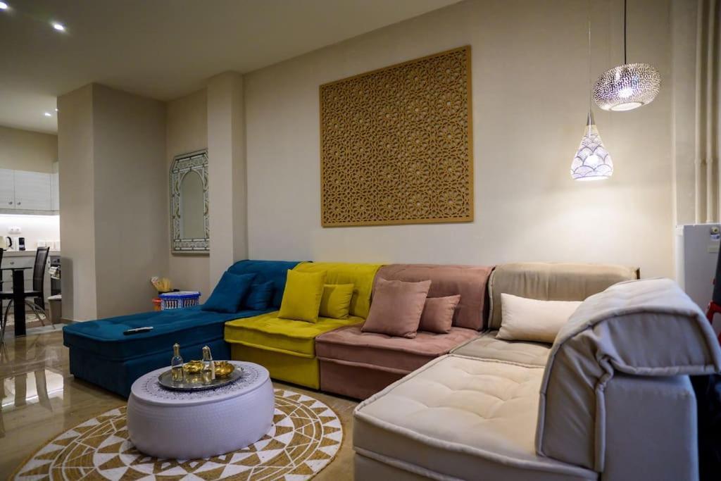 شقة Boho 2 Bdr Luxury Meets The East أثينا المظهر الخارجي الصورة
